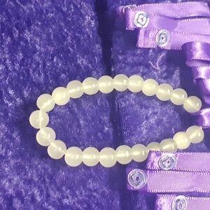 Moonstone bracelet NWOT